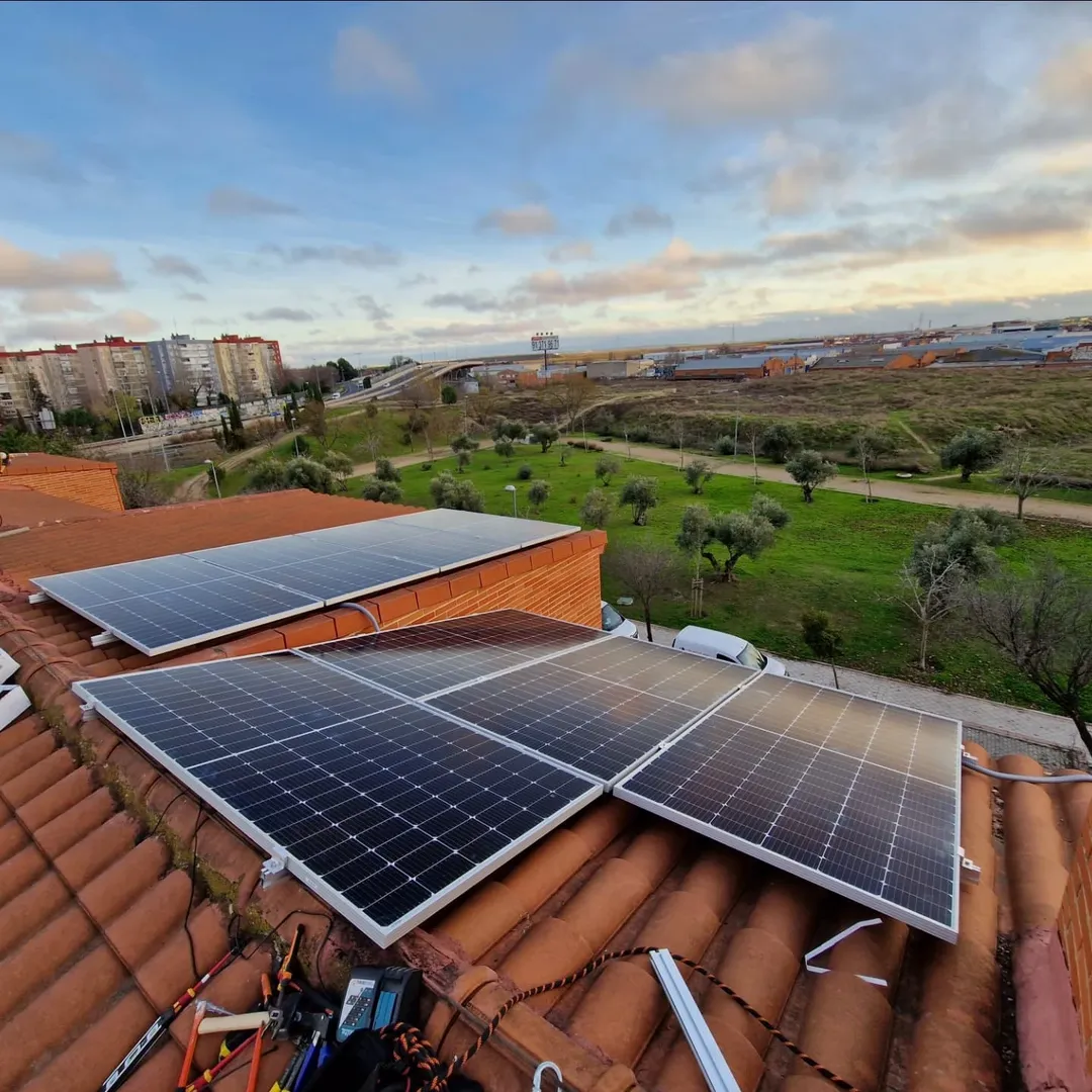 Instalación de placas solares Instalación de placas solares